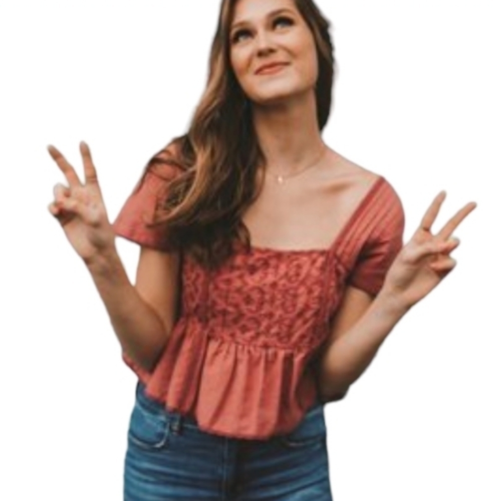 American Eagle Smocked Crop